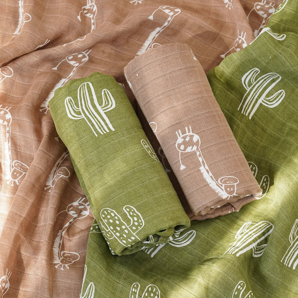 Muslin Swaddle - Soft & Breathable Bamboo Cotton Blanket (120x110 cm) | Newborn Wrap & Stroller Cover