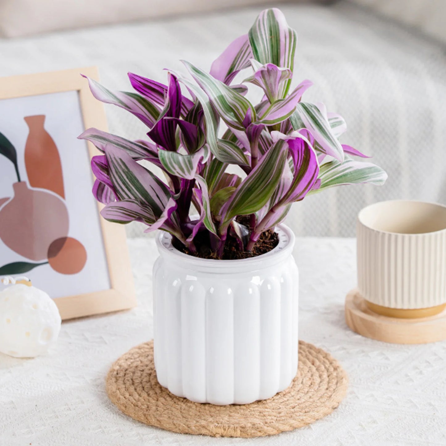 Self-Watering Flowerpot – Elegant Classic-Style Planter for Effortless Plant Care