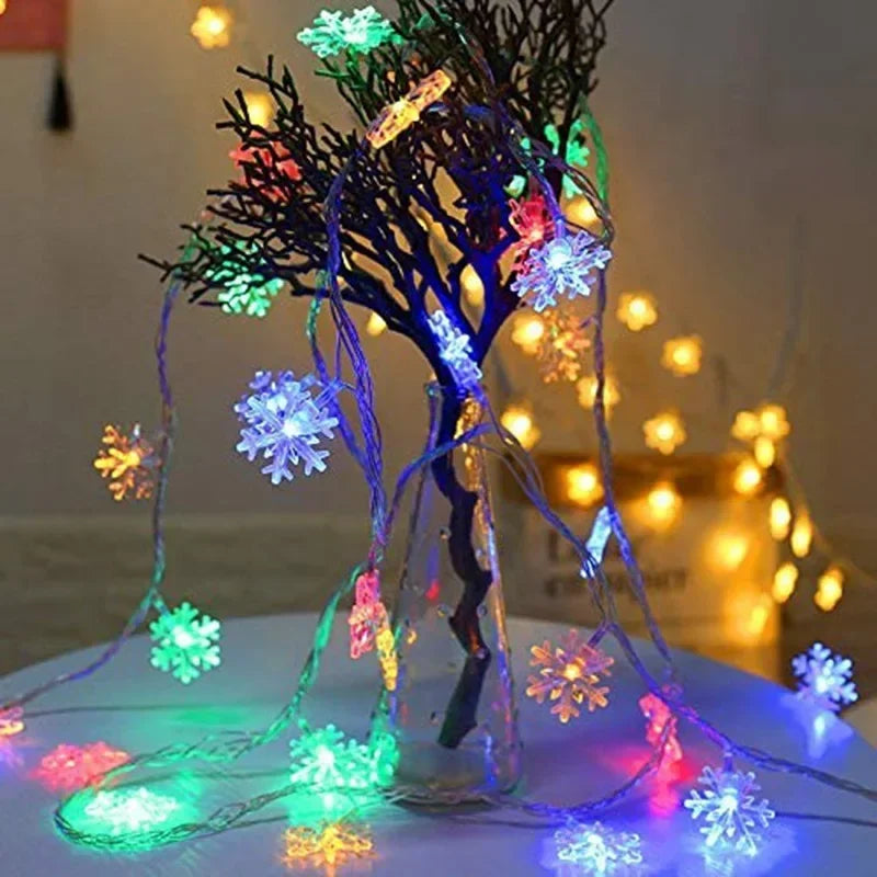 Solar Powered Snowflake LED String Lights - Waterproof & Eco-Friendly Outdoor Holiday Lights, 8 Hours of Illumination | Perfect for Garden, Patio, Christmas & Party Décor