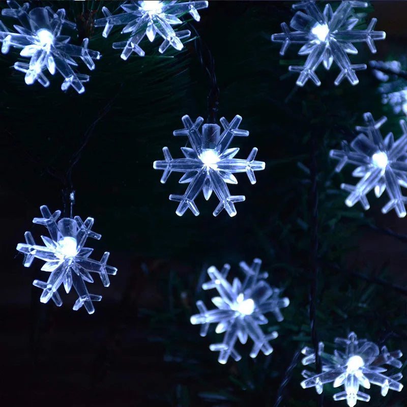 Solar Powered Snowflake LED String Lights - Waterproof & Eco-Friendly Outdoor Holiday Lights, 8 Hours of Illumination | Perfect for Garden, Patio, Christmas & Party Décor